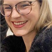 Studentessa di giurisprudenza al terzo anno offre ripetizioni a ragazzi dalle scuole elementari alle scuole superiori. Le materie di cui sono disposta a dare ripetizioni sono lingue (inglese, spagnolo e tedesco tutte certificate B2), matematica di base, i